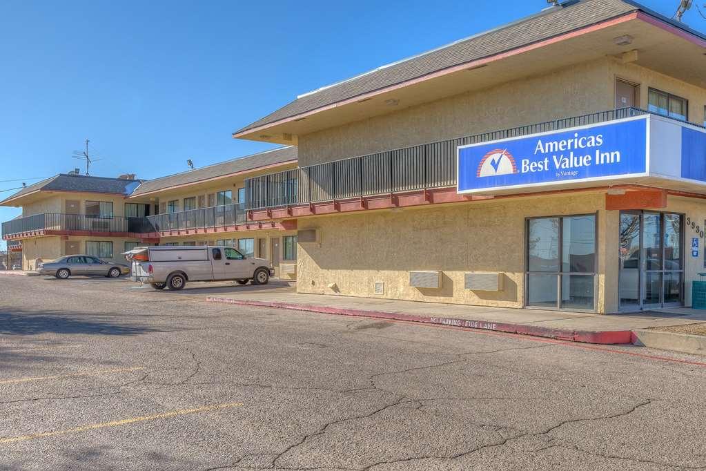 Americas Best Value Inn- Amarillo Airport\u002FGrand Street Exterior foto